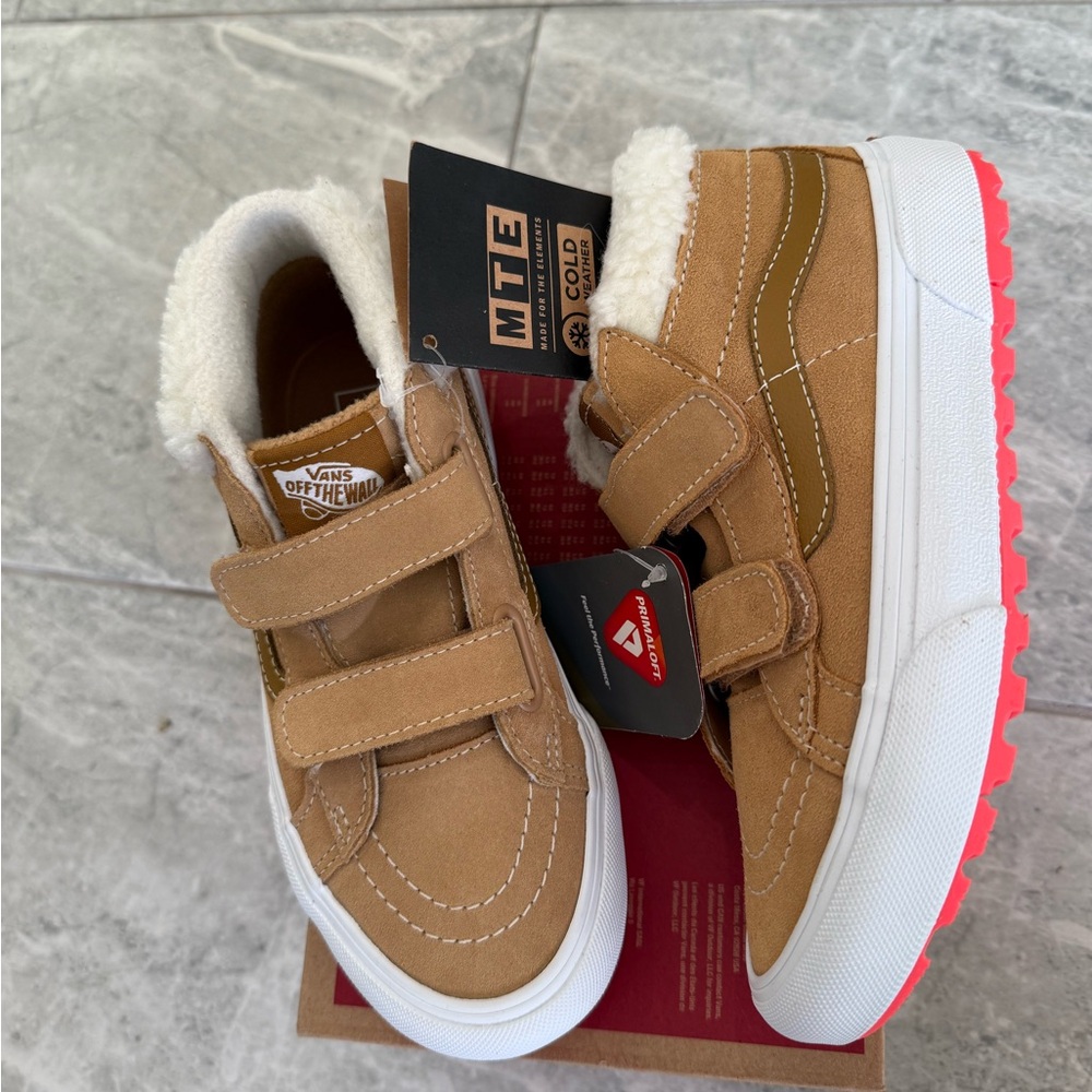 Vans Kids MTE Chestnut Brown & White Sneakers with Pink Soles